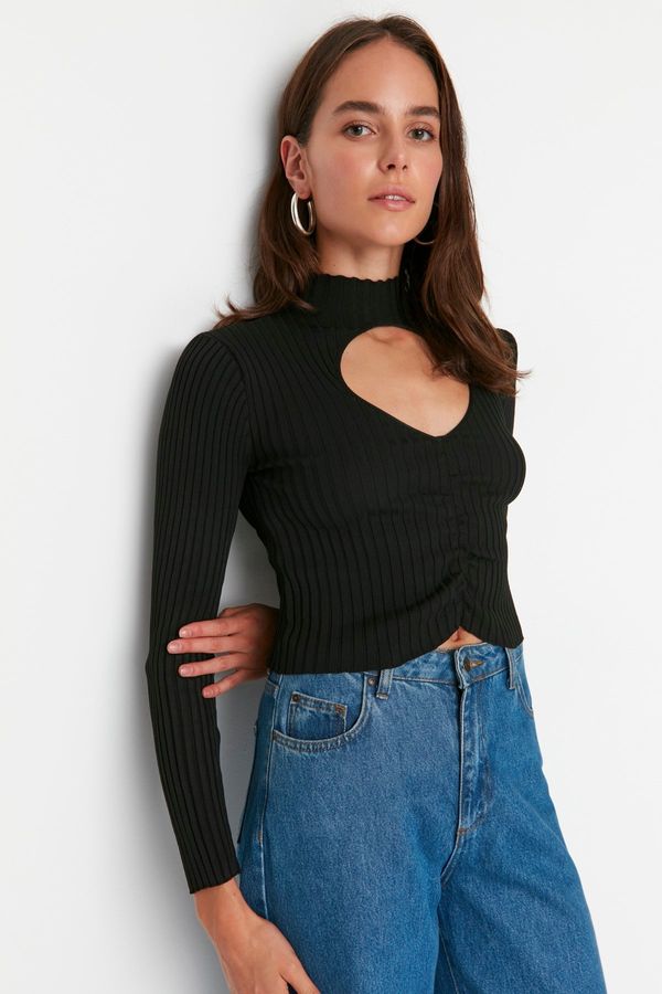 Trendyol Trendyol Black Crop Cut Out Detailed Knitwear Sweater