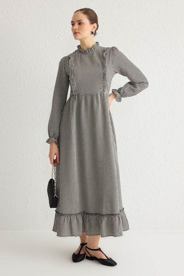 Trendyol Trendyol Black Gingham Patterned Ruffle Detailed Woven Dress