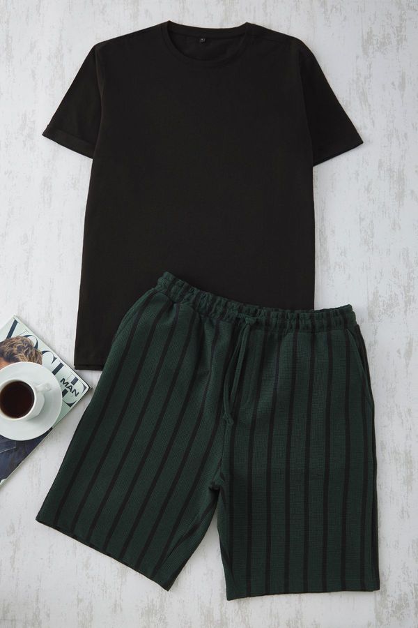 Trendyol Trendyol Black - Green Regular Fit Striped Knitted Pajama Set