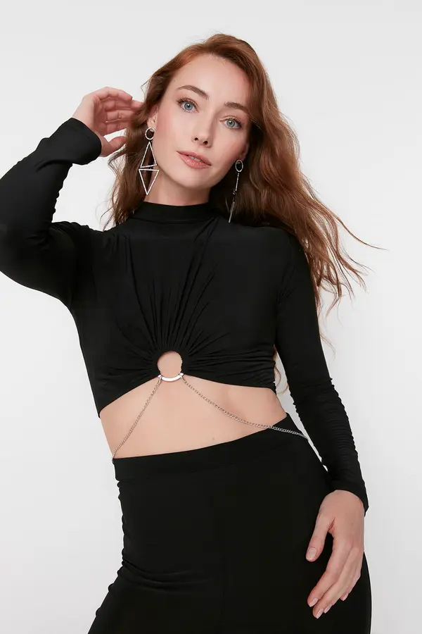 Trendyol Trendyol Black Knitted Jumpsuit with Chain Detail on the Waist