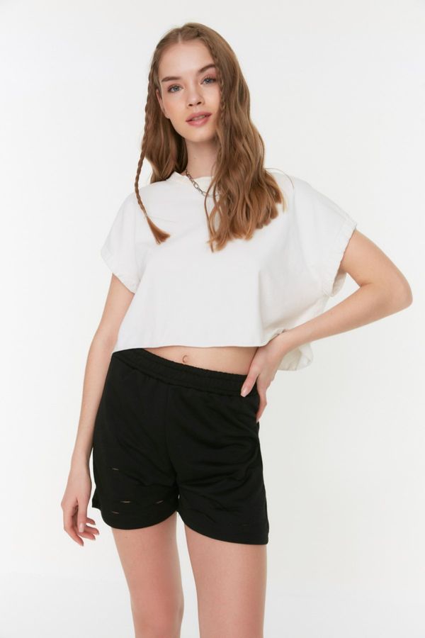Trendyol Trendyol Black Knitted Shorts & Bermuda