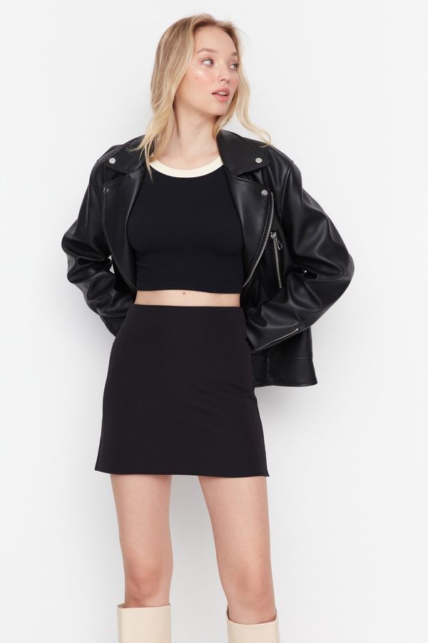 Trendyol Trendyol Black Mini Woven Skirt