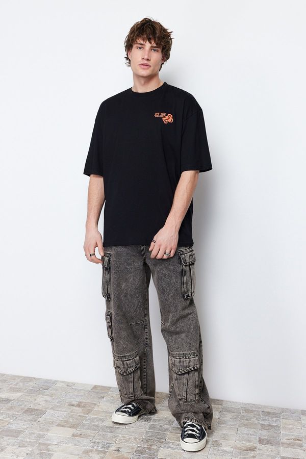 Trendyol Trendyol Black Oversize / Wide Cut Floral Printed Short Sleeve 100% Cotton T-Shirt