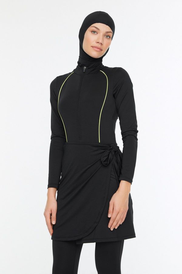 Trendyol Trendyol Black Stripe Detailed Surf 4-Piece Swimsuit Suit