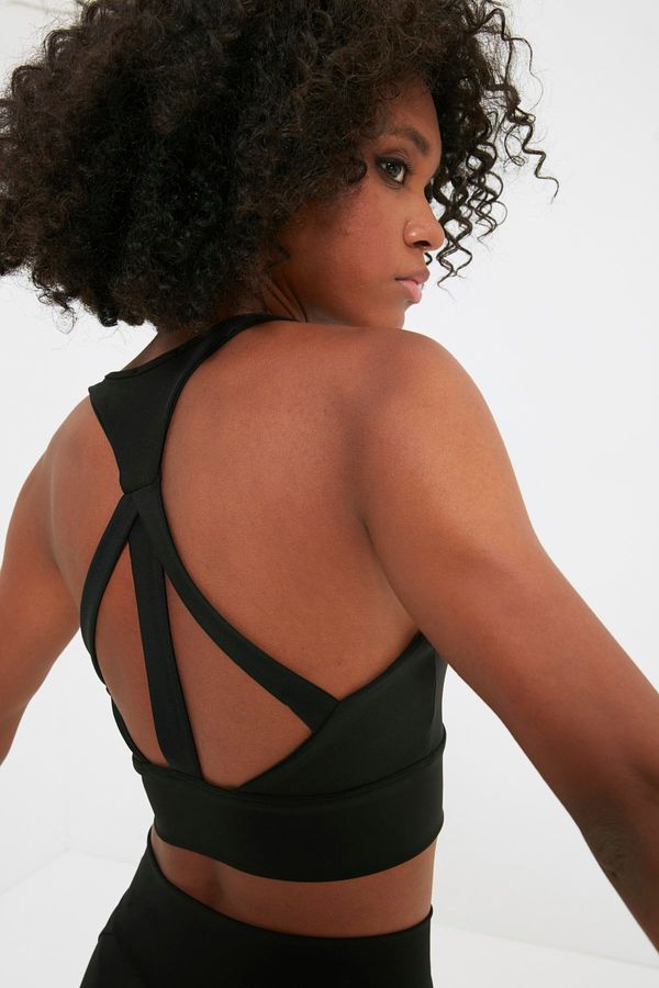 Trendyol Trendyol Black Support/Shaping Back Detail Knitted Sports Bra