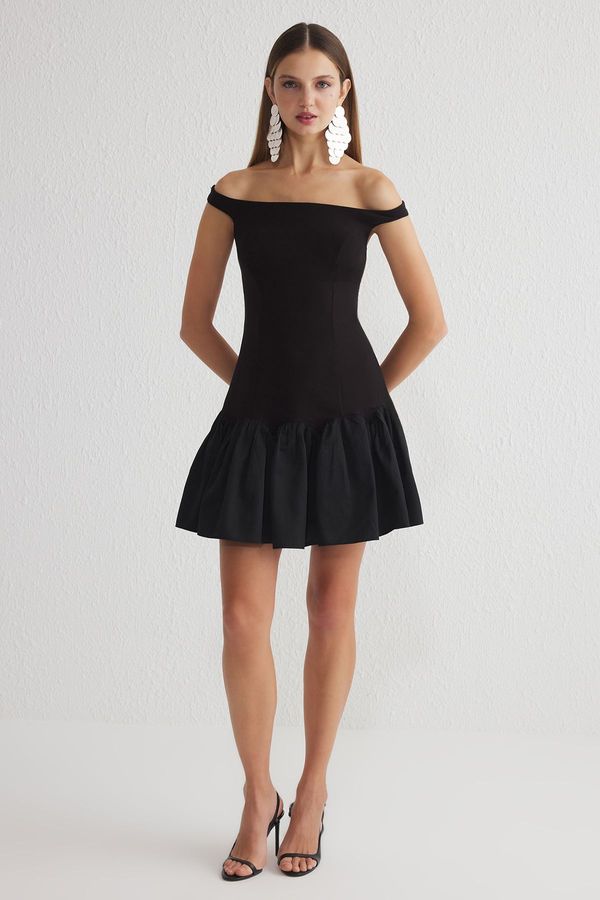 Trendyol Trendyol Black Waist Open Woven Dress