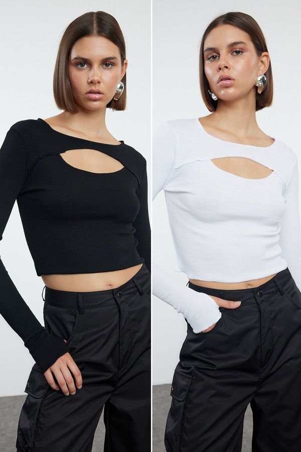 Trendyol Trendyol Black-White 2-Piece Cut Out Detailed Fitted Flexible Knitted Blouse