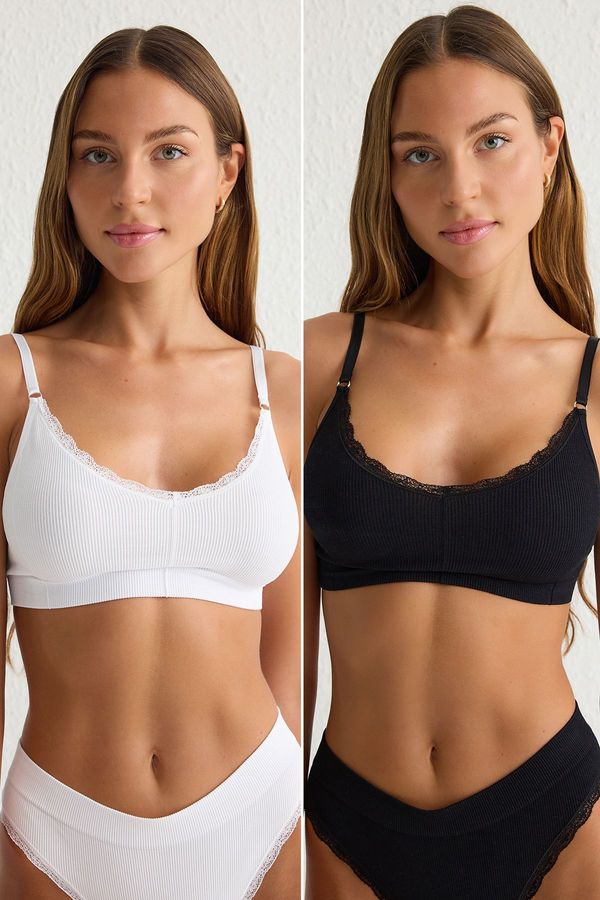 Trendyol Trendyol Black-White 2-piece Seamless Lace Detail Non-wired Cupless Bralette Knitted Bra