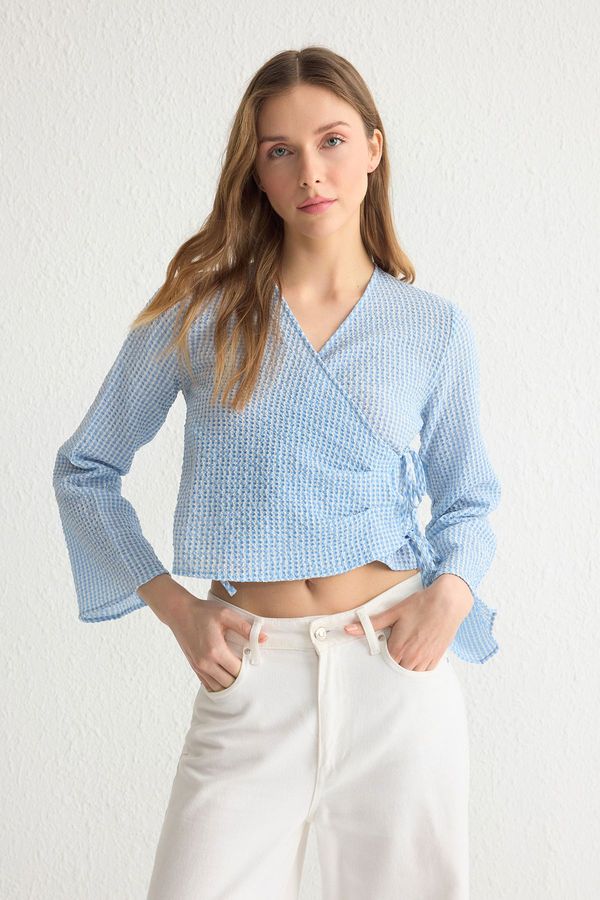 Trendyol Trendyol Blue Seersucker Plaid Woven Blouse