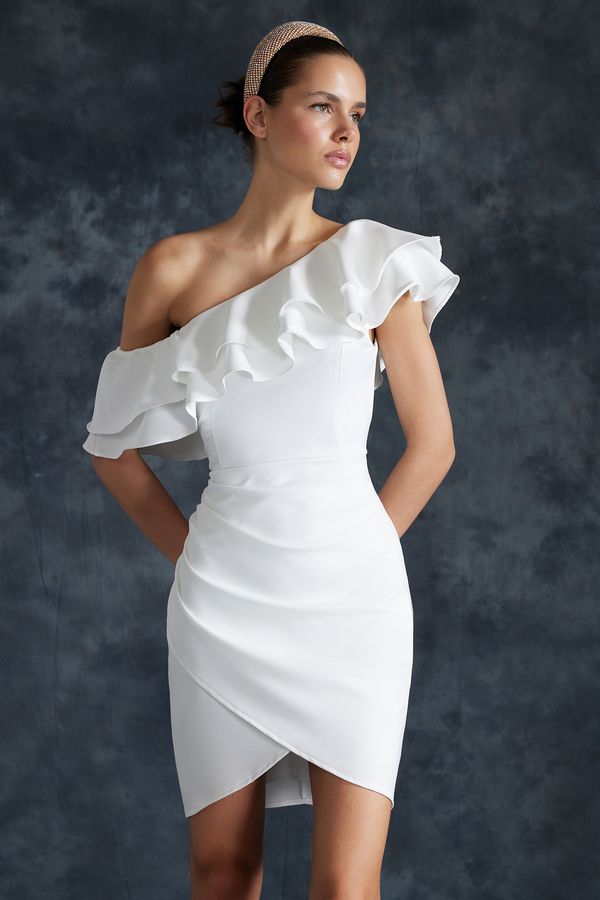 Trendyol Trendyol Bridal White Flounce Detailed Lined Wedding Evening Dress