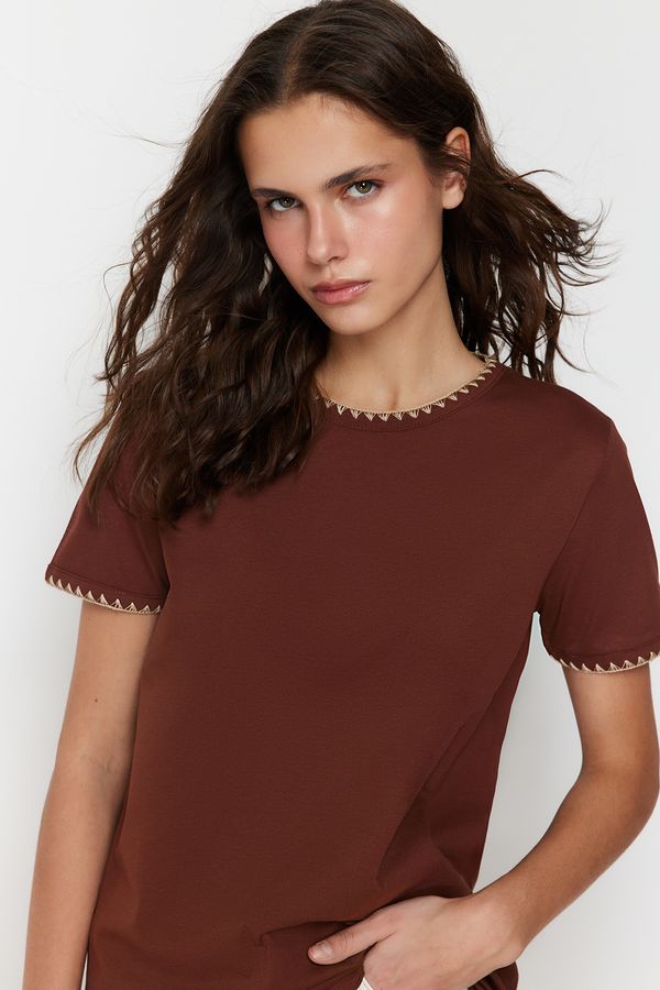 Trendyol Trendyol Brown 100% Cotton Contrast Stitch Detail Basic Crew Neck Knitted T-Shirt