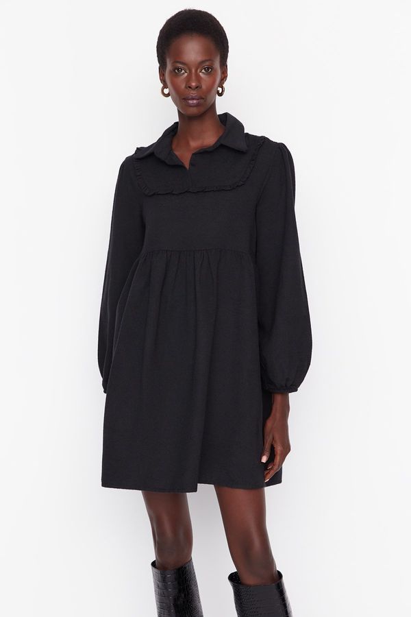 Trendyol Trendyol черен мини тъкани яка подробни тъкани рокля