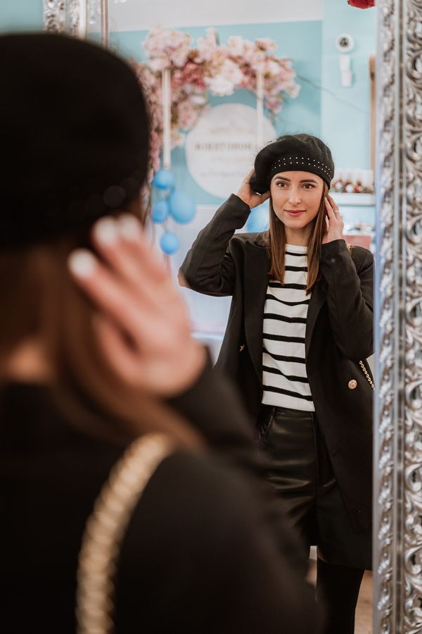 Trendyol Trendyol черен основен раиран трикотажен пуловер