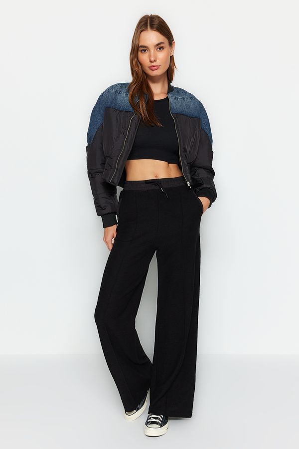 Trendyol Trendyol черен парашут гарнитура детайл дебел прав годни трикотажни sweatpants