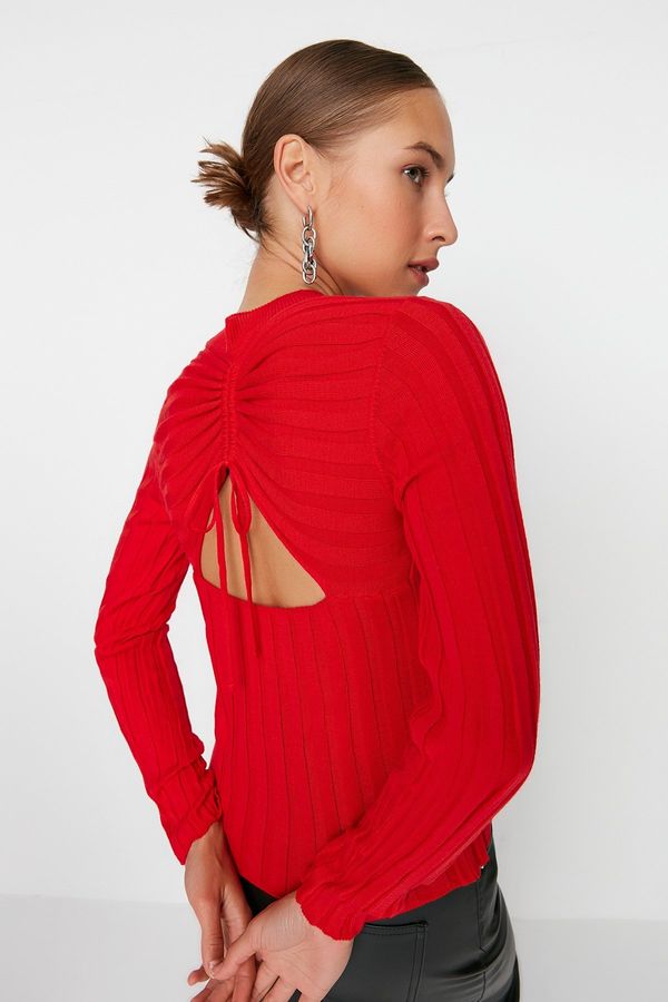 Trendyol Trendyol червен гръб подробни трикотаж пуловер