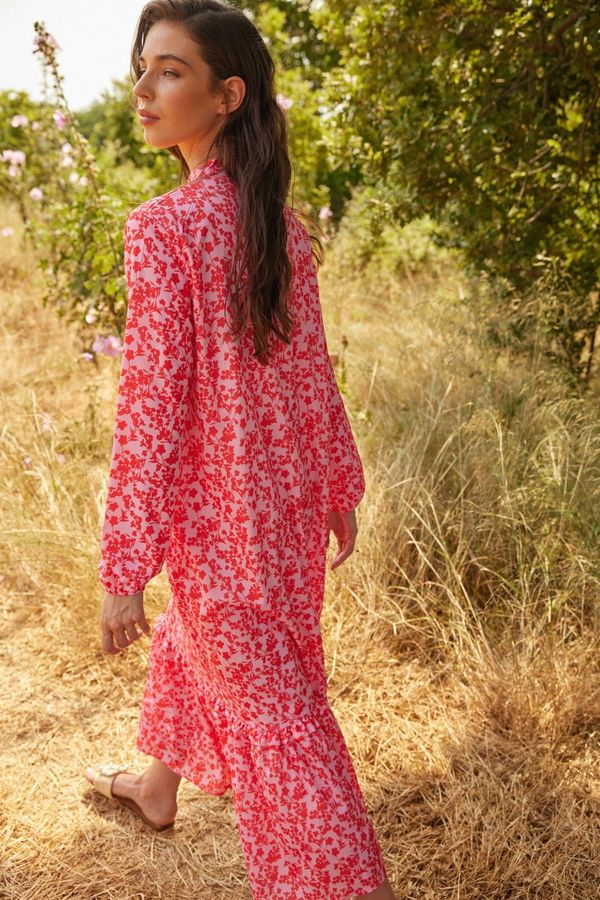 Trendyol Trendyol червени флорални половин банички с яка подстригване облицована тъкани рокля