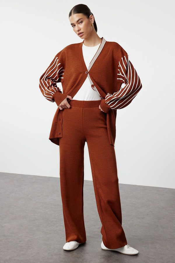 Trendyol Trendyol Cinnamon Patterned Balloon Sleeve Knitwear Cardigan Trousers Bottom-Top Set