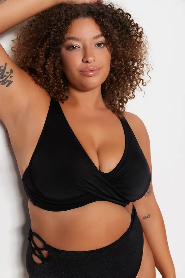 Trendyol Trendyol Curve Black Bikini Top