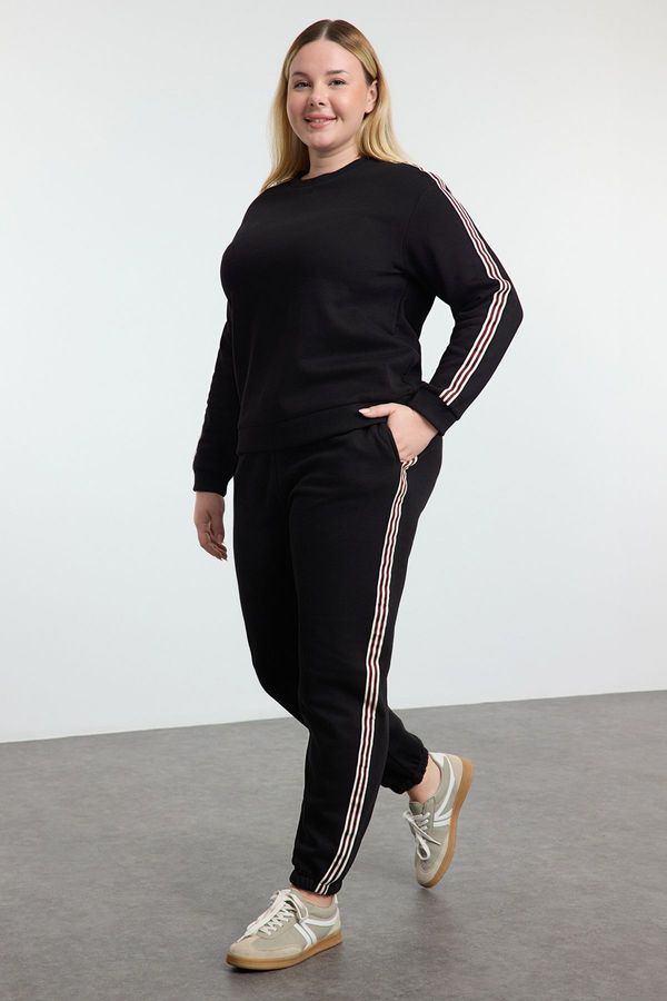 Trendyol Trendyol Curve Black Crew Neck Regular Stripe Detailed Polar Fleece Knitted Plus Size Tracksuit