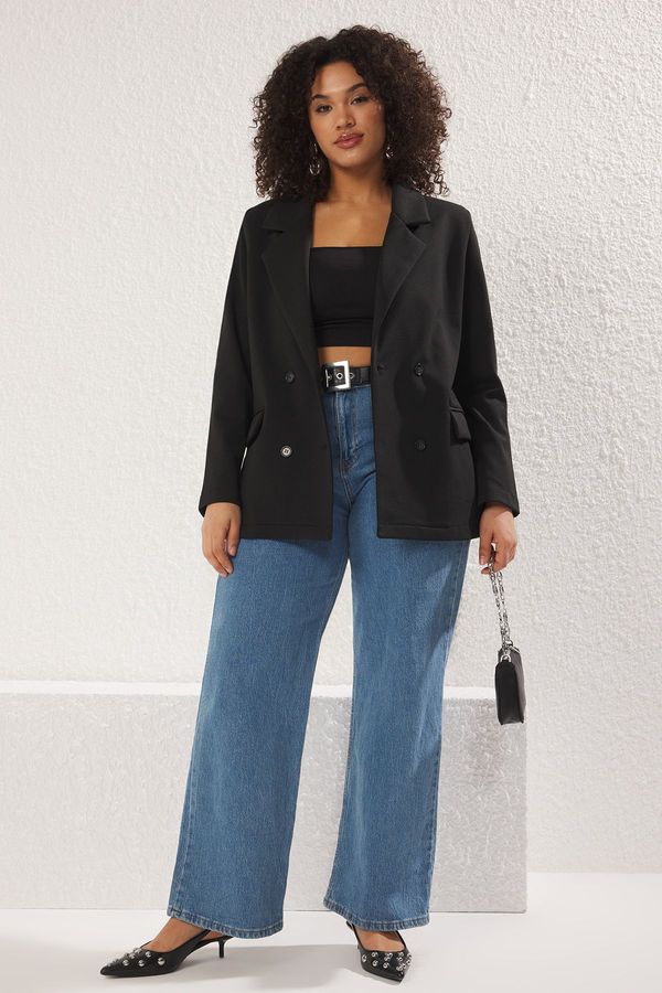 Trendyol Trendyol Curve Black Regular Fit Double Breasted Closure Knitted Flexible Plus Size Blazer Jacket