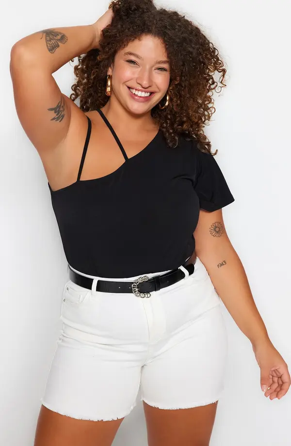 Trendyol Trendyol Curve Black Single Sleeve Knitted Blouse