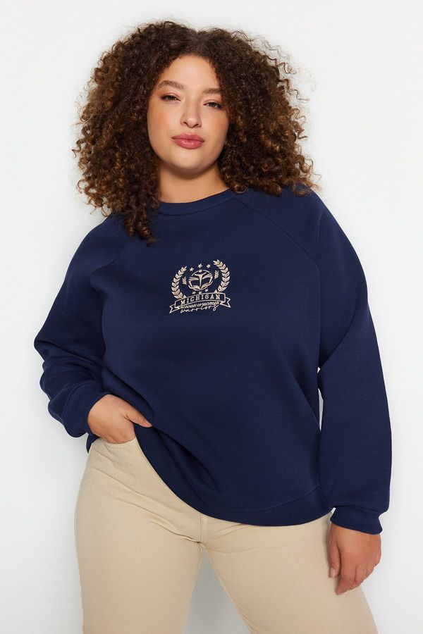 Trendyol Trendyol Curve Navy Blue Thick Polar Fleece Embroidered Detailed Knitwear Plus Size Sweatshirt
