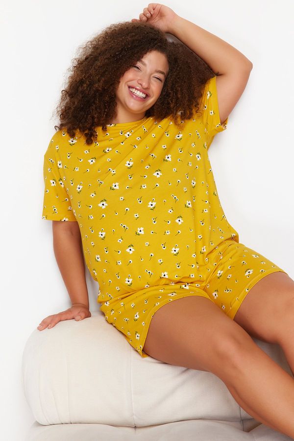 Trendyol Trendyol Curve Yellow Flower Patterned Knitted Pajama Set