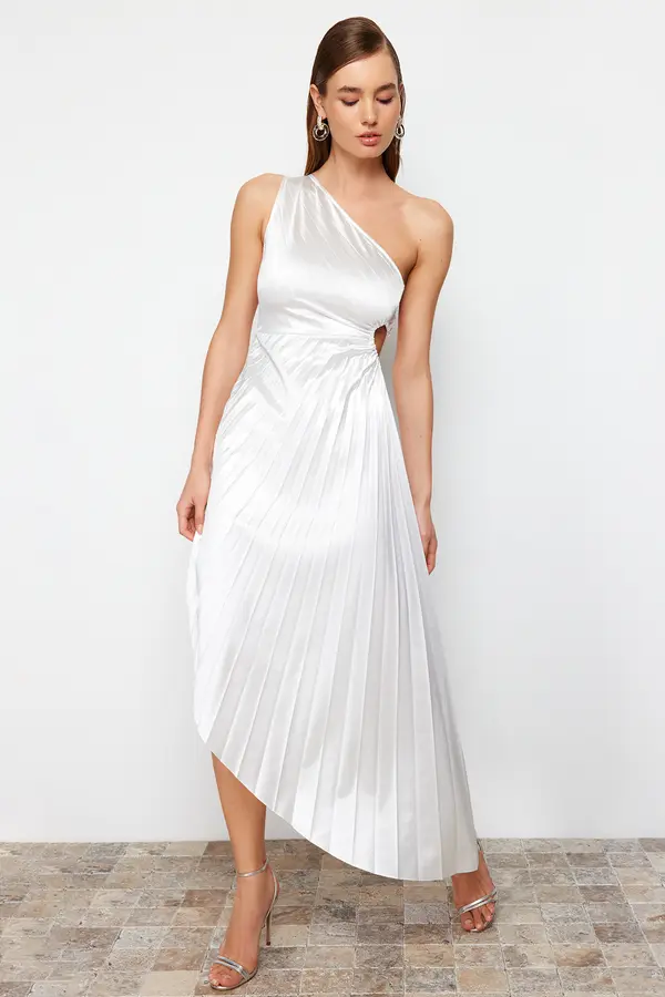 Trendyol Trendyol Ecru Asymmetrical Pleat Detailed Knitted Satin Elegant Evening Dress