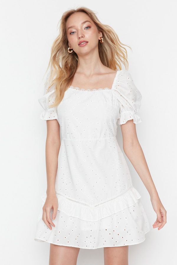 Trendyol Trendyol Ecru Flywheel Brode Dress