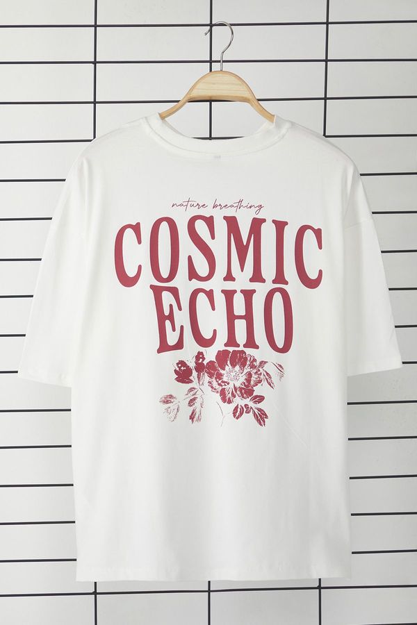 Trendyol Trendyol Ecru Oversize/Wide Cut 100% Cotton Printed T-Shirt