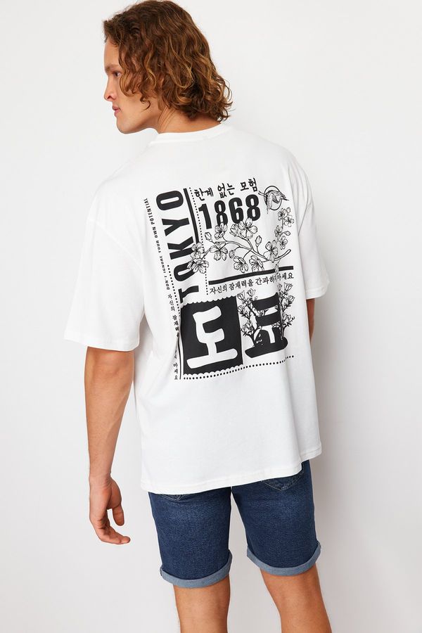 Trendyol Trendyol Ecru Oversize/Wide Cut Far East Printed Short Sleeve 100% T-Shirt