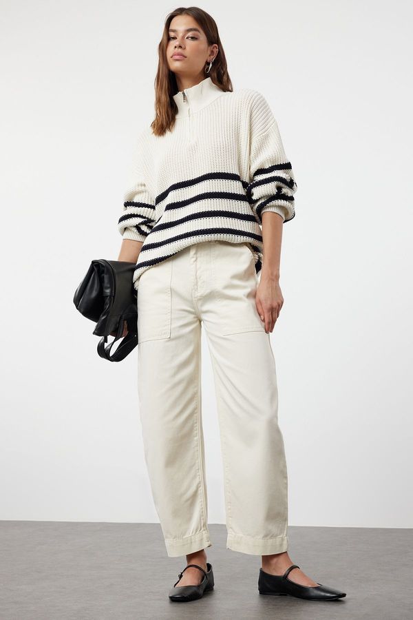 Trendyol Trendyol Ecru Pocket Detailed High Waist Barrel Jeans