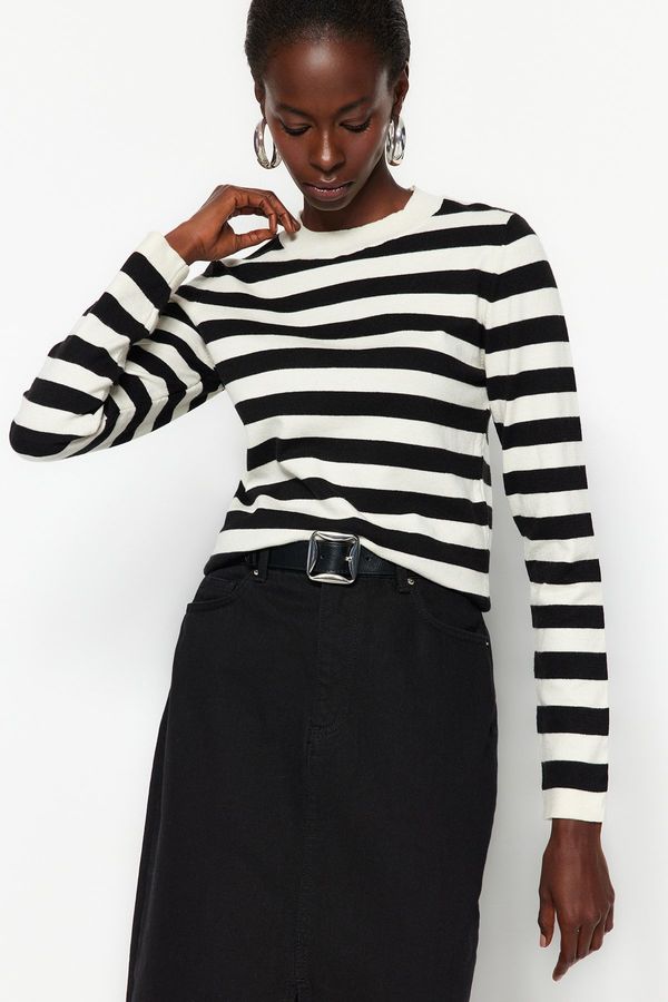 Trendyol Trendyol Ecru Премиум прежда / Специална прежда Трикотажен пуловер