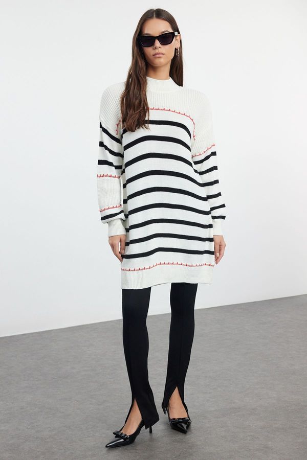 Trendyol Trendyol Ecru Red and Black Striped Basic Knit Sweater