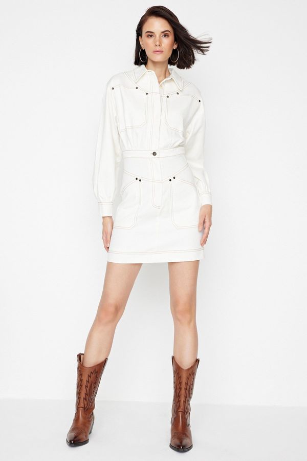 Trendyol Trendyol Ecru риза яка боди конус тъкани рокля