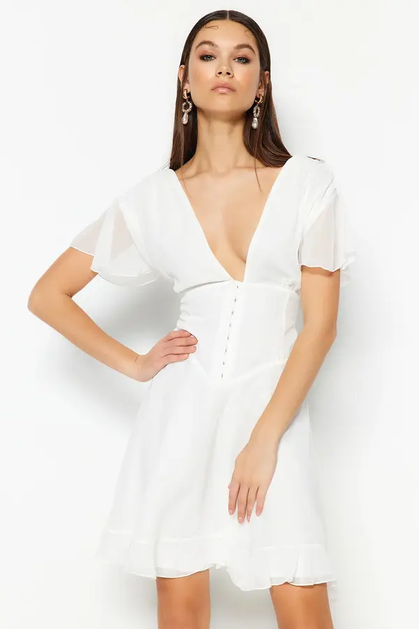 Trendyol Trendyol екрю отворена талия/скейтър облицована шифон булчински вечерна рокля вечерна рокля