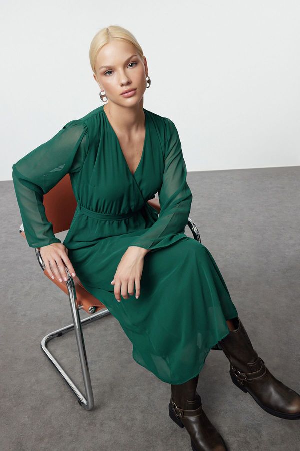 Trendyol Trendyol Emerald Green Belted A-Line Double-Breasted Collar Lined Chiffon Maxi Woven Dress
