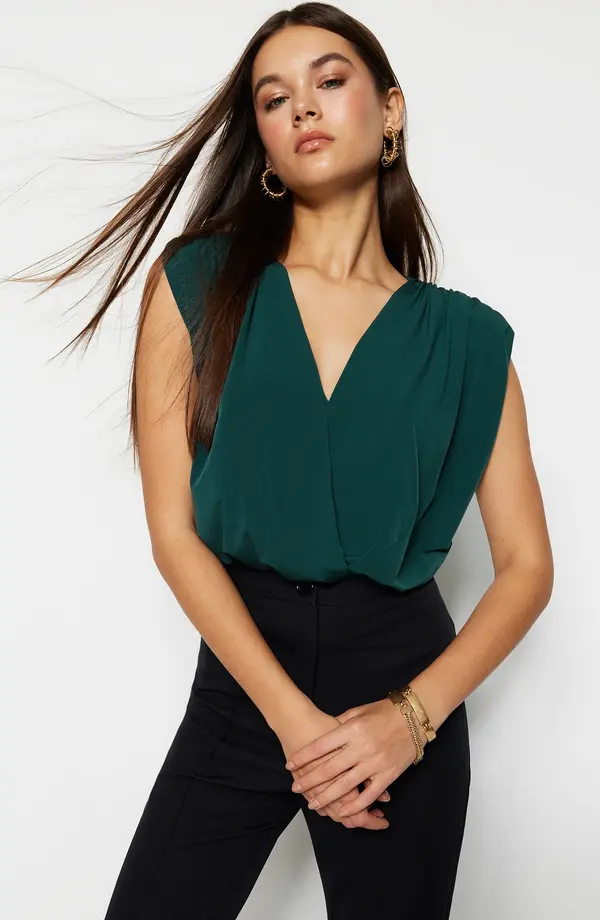 Trendyol Trendyol Emerald Waistband Double Breasted Neck Flexible Snaps Knitted Bodysuit