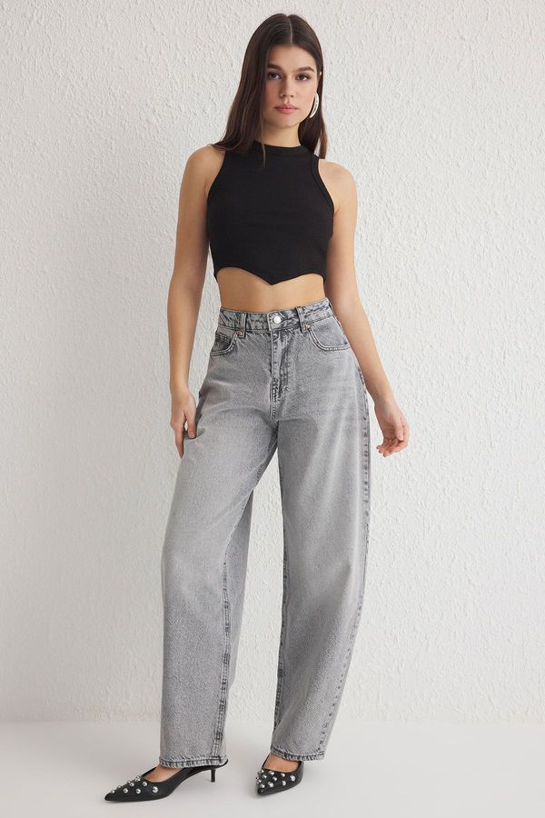 Trendyol Trendyol Gray High Waist Skater Jeans