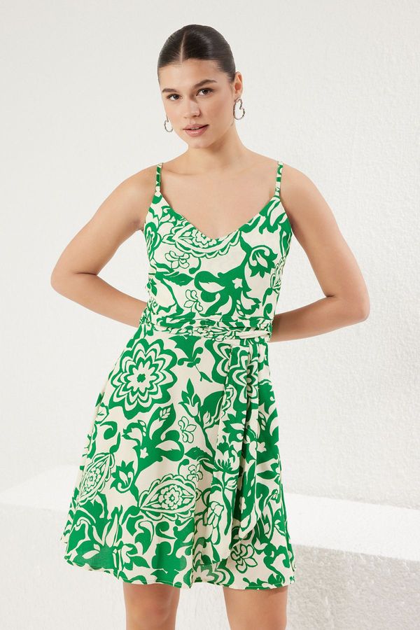 Trendyol Trendyol Green Floral Patterned V Neck Viscose Mini Woven Dress
