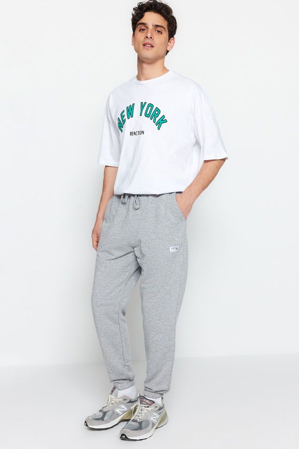 Trendyol Trendyol Grey Melange Regular/Normal Cut Label Appliqued Pocket Stitched Sweatpants