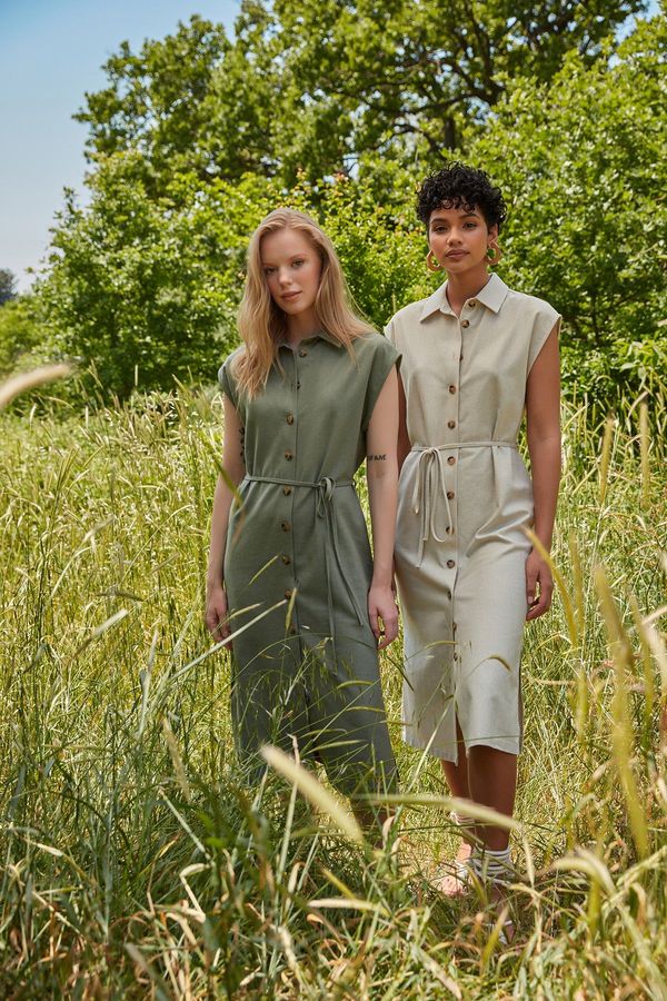 Trendyol Trendyol камък колан тъкани рокля