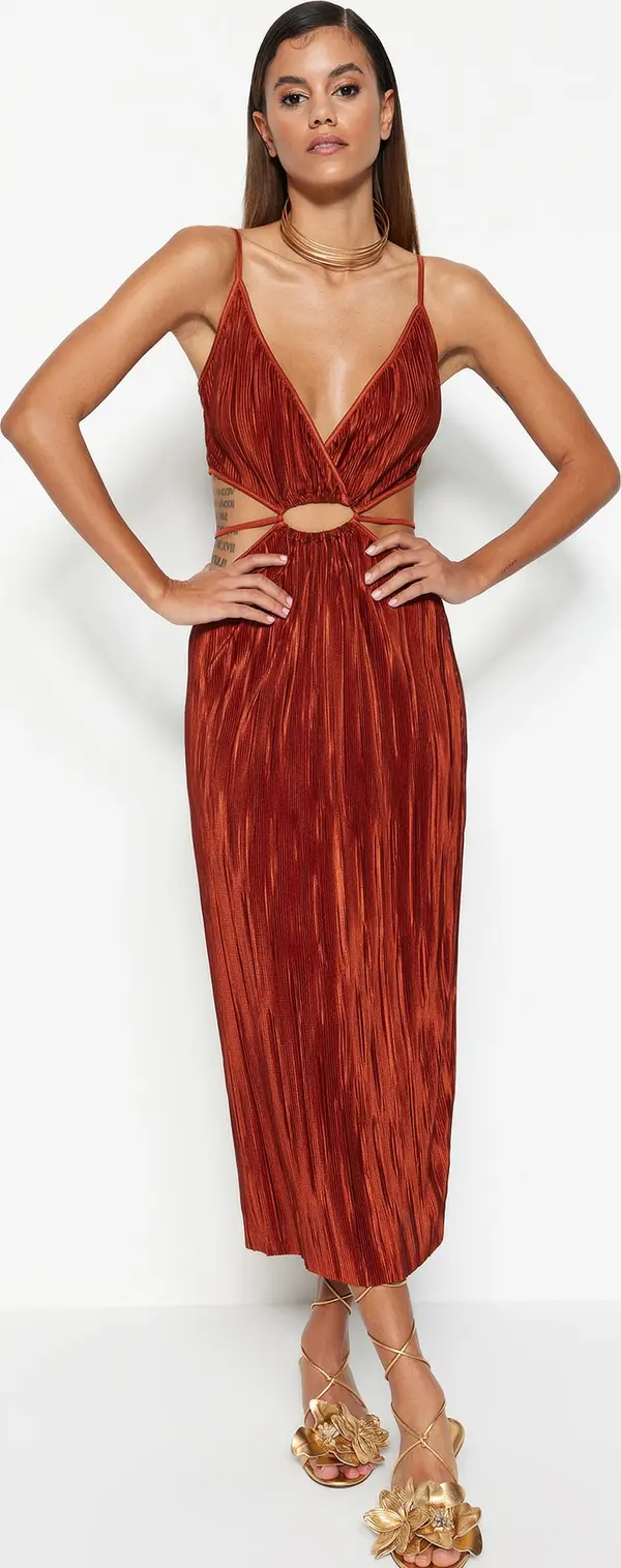 Trendyol Trendyol канела талията отваряне/скейтър прозорец/нарязани плетени подробно стилен вечерна рокля с тръбопроводи