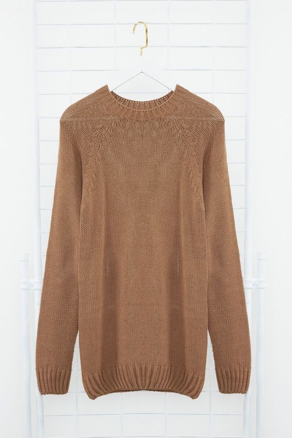 Trendyol Trendyol Men's Mink Slim Fit Crew Neck Raglan Sleeve Seamless Basic Knitwear Sweater