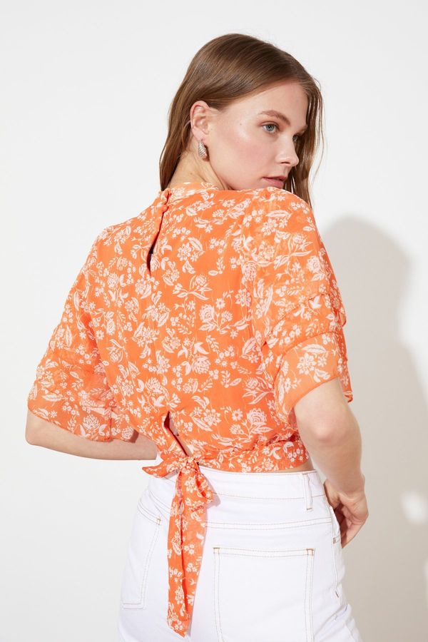 Trendyol Trendyol Multi Color Crop Back Detail High Neck Chiffon Woven Blouse