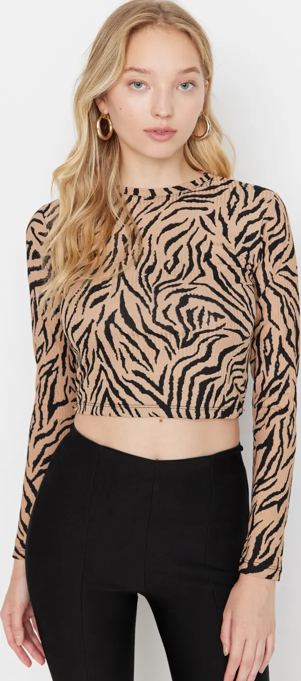Trendyol Trendyol Multicolor Patterned Fitted/Situated Crew Neck Crop Stretch Knitted Blouse