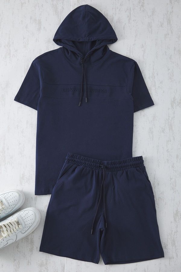 Trendyol Trendyol Navy Blue Hooded Regular Cut Puffy Print Short Sleeve Sweatshirt-Shorts Tracksuit Set