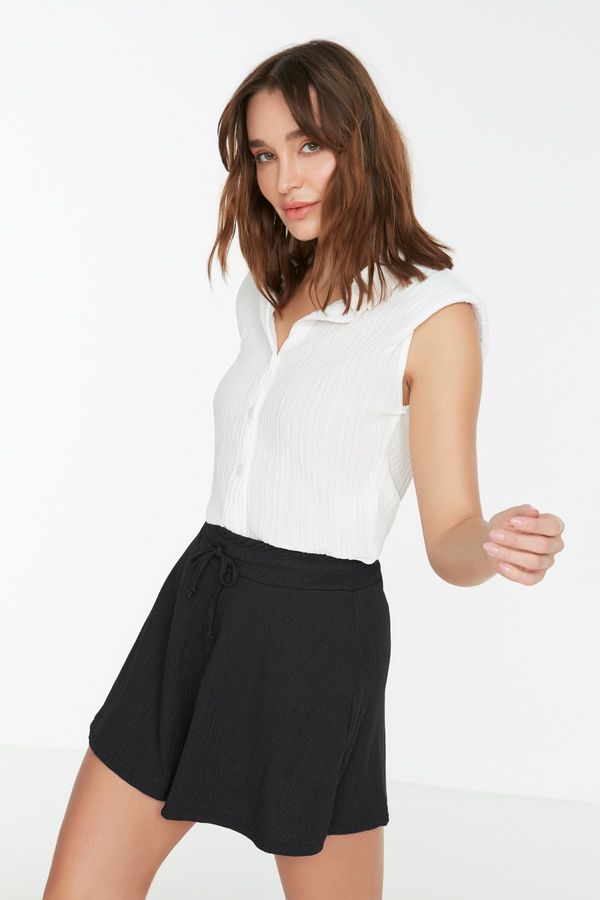 Trendyol Trendyol Navy Blue Relaxed Fit Regular Waist Wrap/Textured Knitted Shorts