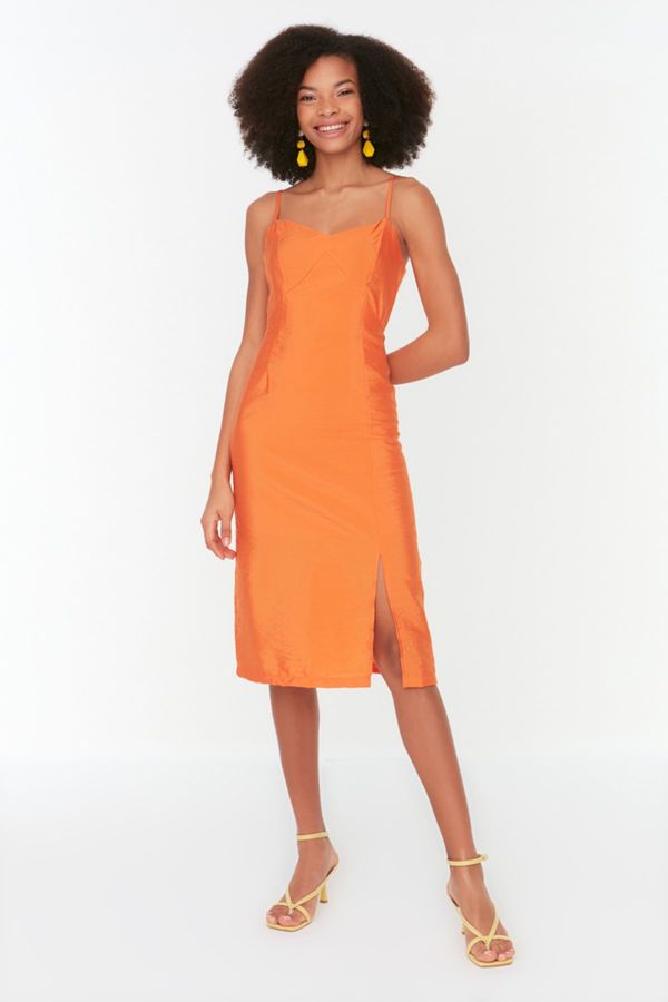 Trendyol Trendyol оранжево Strappy тъкани рокля