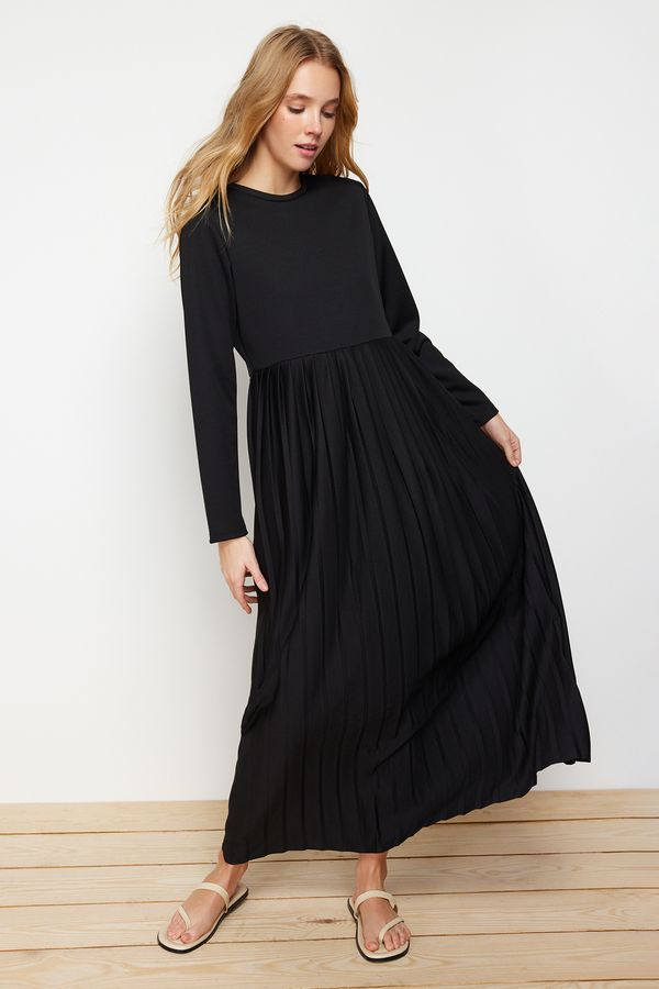 Trendyol Trendyol плисирана черна водолазна плетена рокля